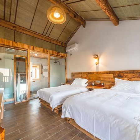 Swallow Nest Guesthouse Куньмин Экстерьер фото