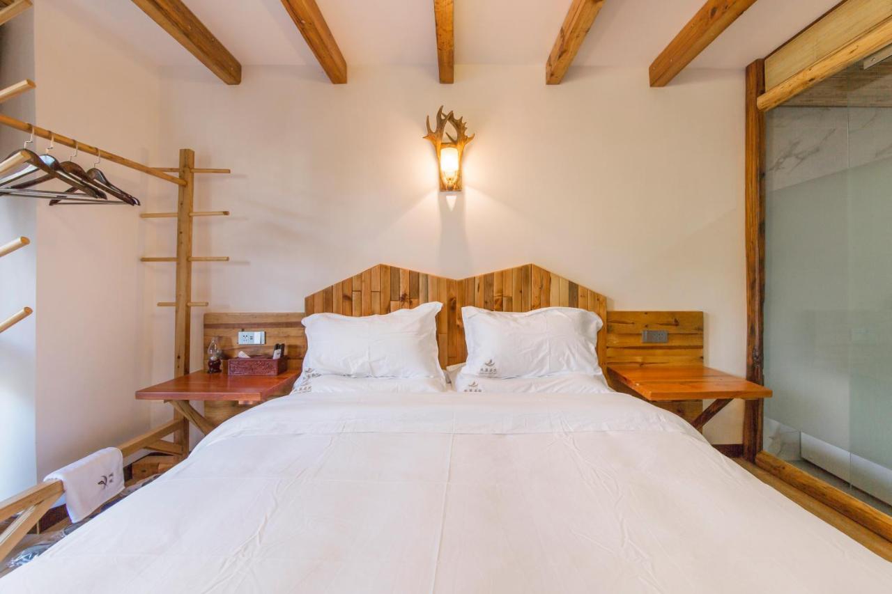 Swallow Nest Guesthouse Куньмин Экстерьер фото