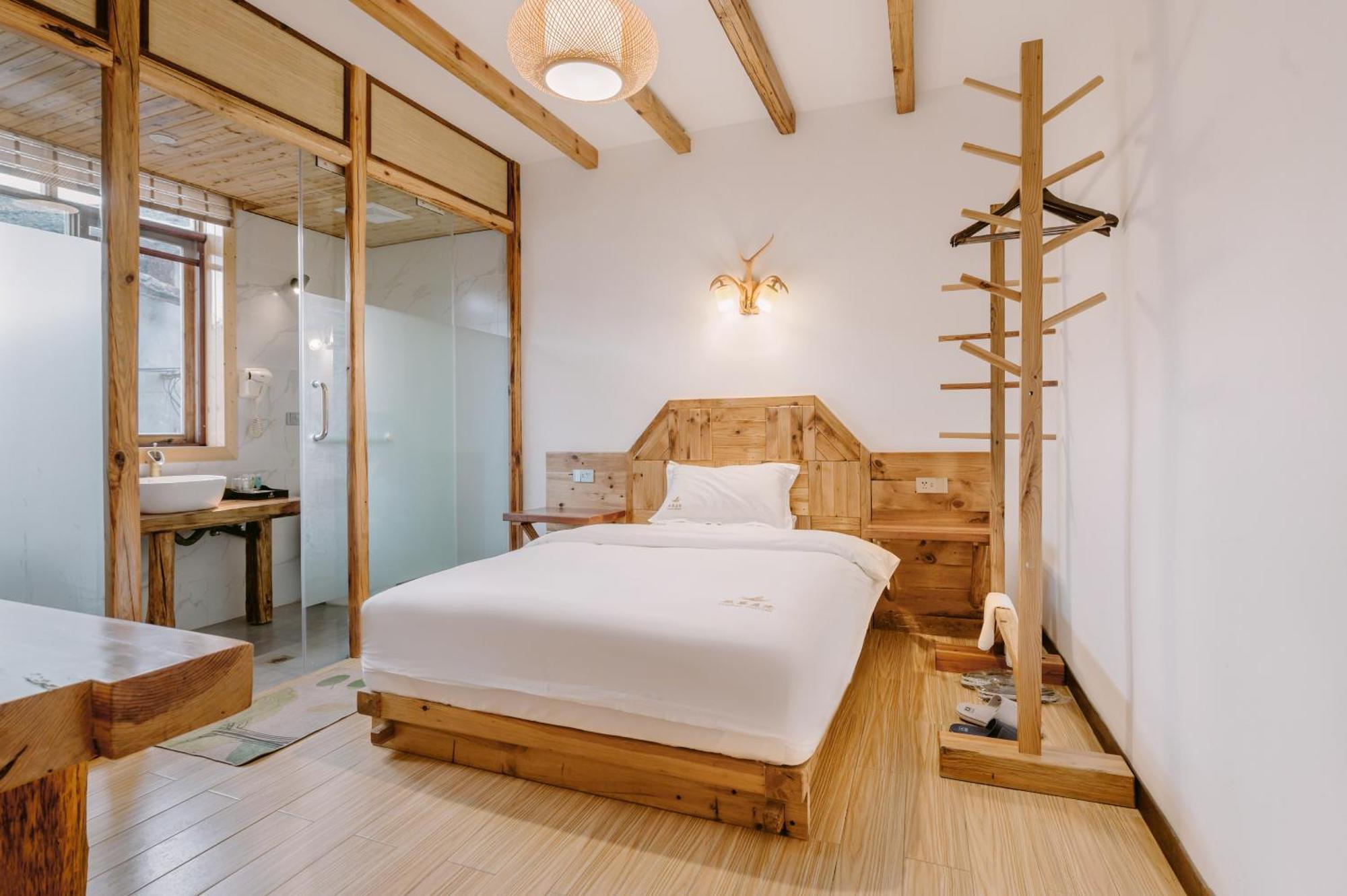 Swallow Nest Guesthouse Куньмин Экстерьер фото