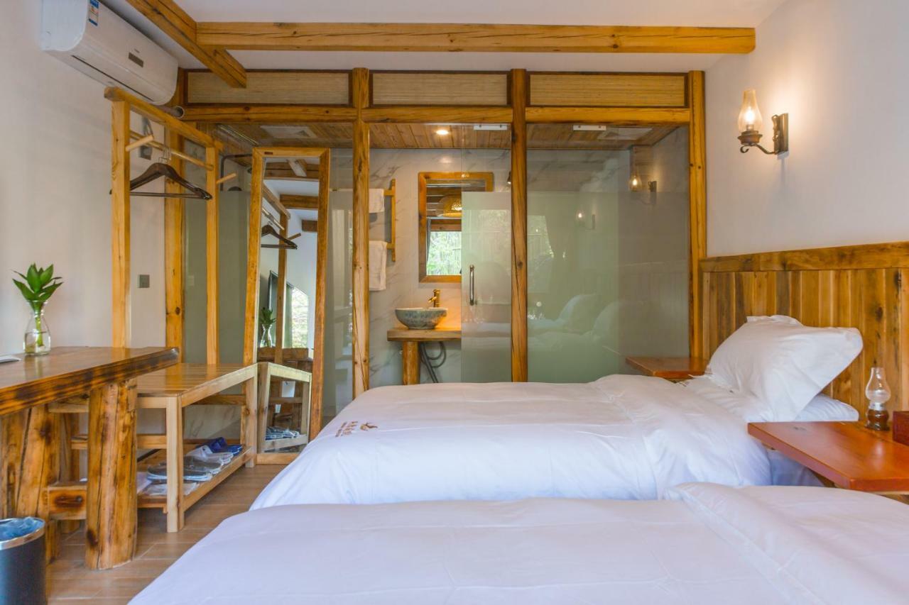 Swallow Nest Guesthouse Куньмин Экстерьер фото