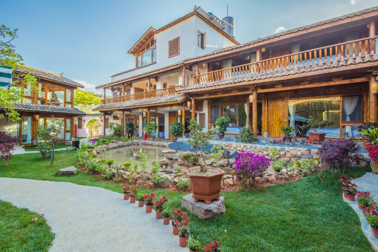 Swallow Nest Guesthouse Куньмин Экстерьер фото
