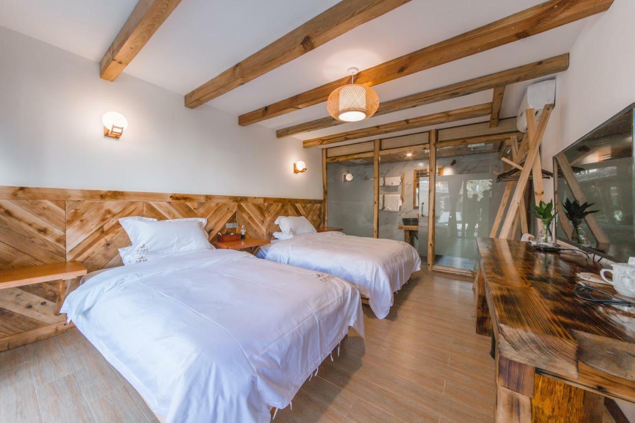 Swallow Nest Guesthouse Куньмин Экстерьер фото
