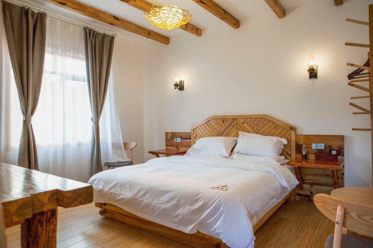 Swallow Nest Guesthouse Куньмин Экстерьер фото